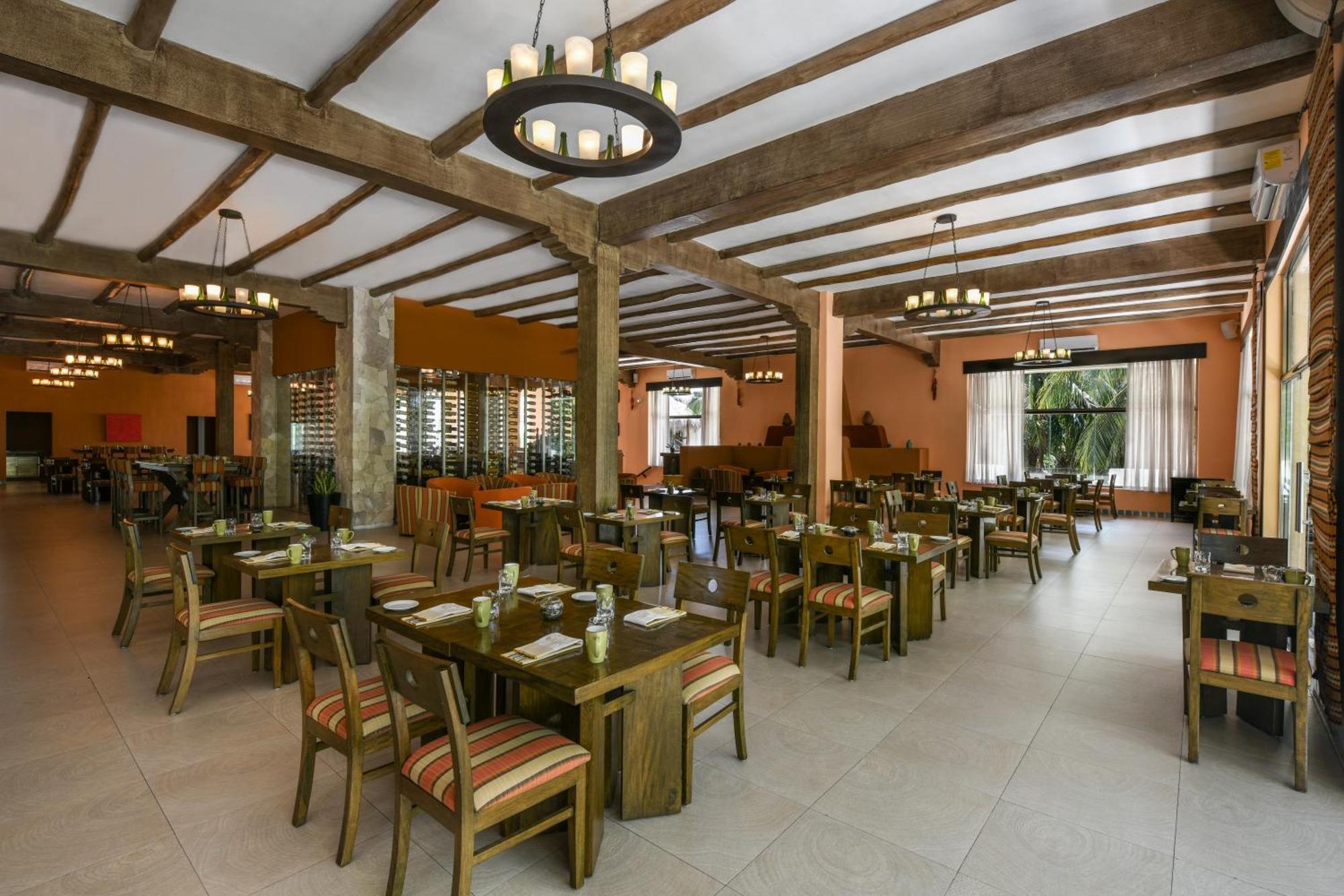 El Dorado Casitas Royale Catamaran, Cenote & More Inclusive (Adults Only) Puerto Morelos Exterior photo